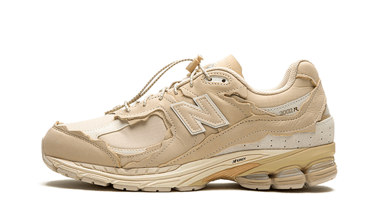 NEW BALANCE 2002R PROTECTION PACK SANDSTONE (M2002RDQ) - Rdrop